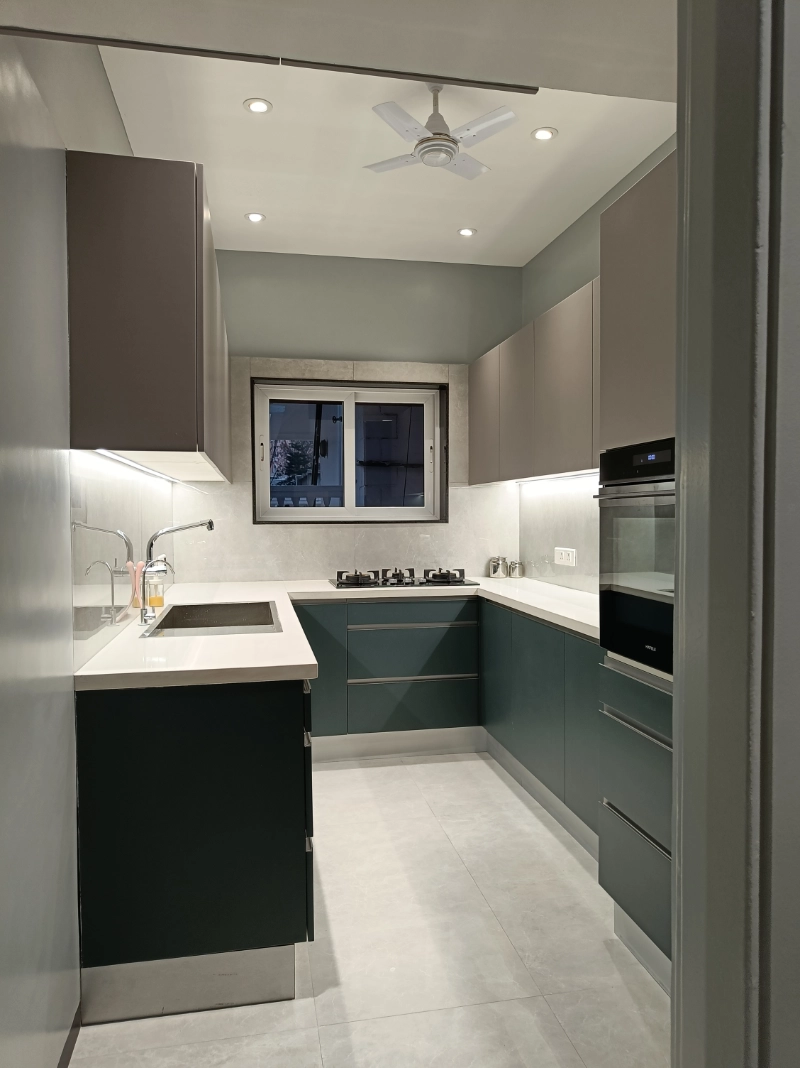 U-shaped modular kitchen layout