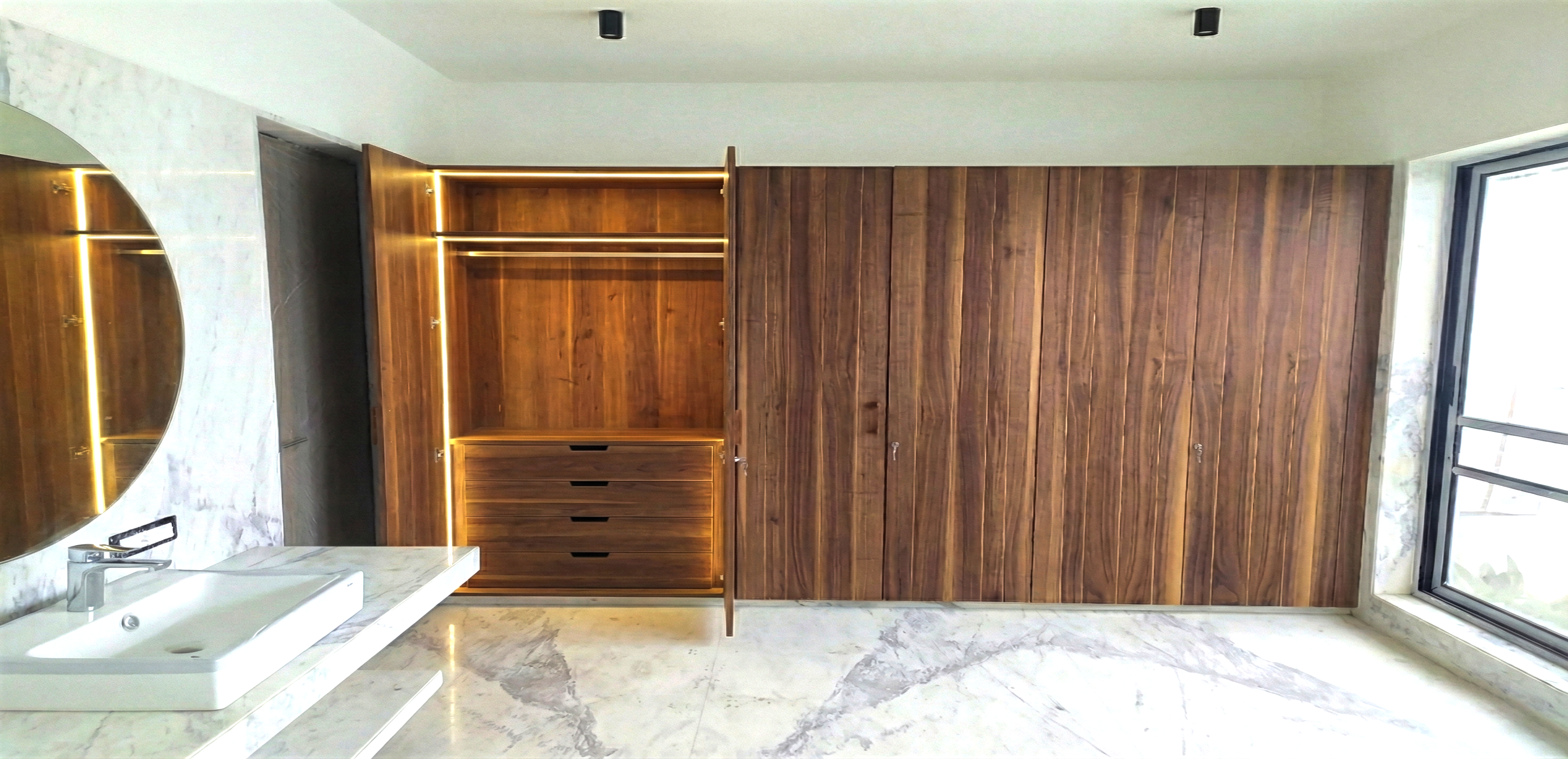 Open Wardrobe